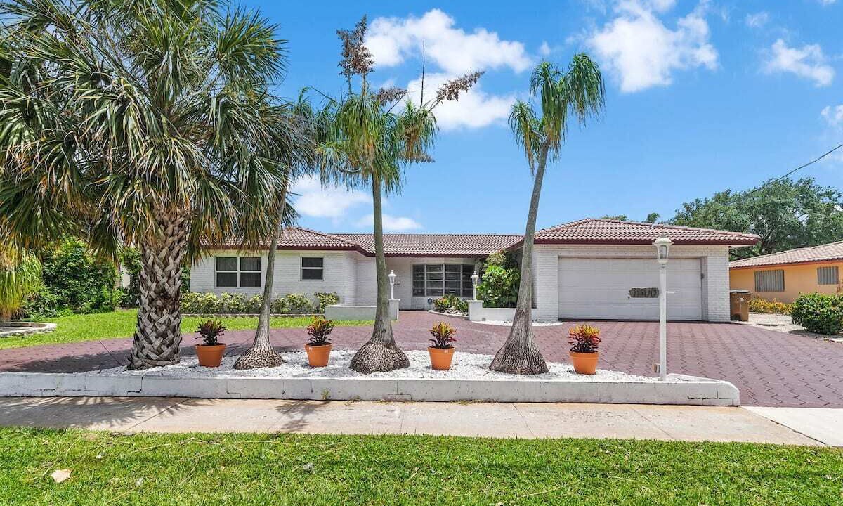 Photo of Outdoor in Pompano Beach