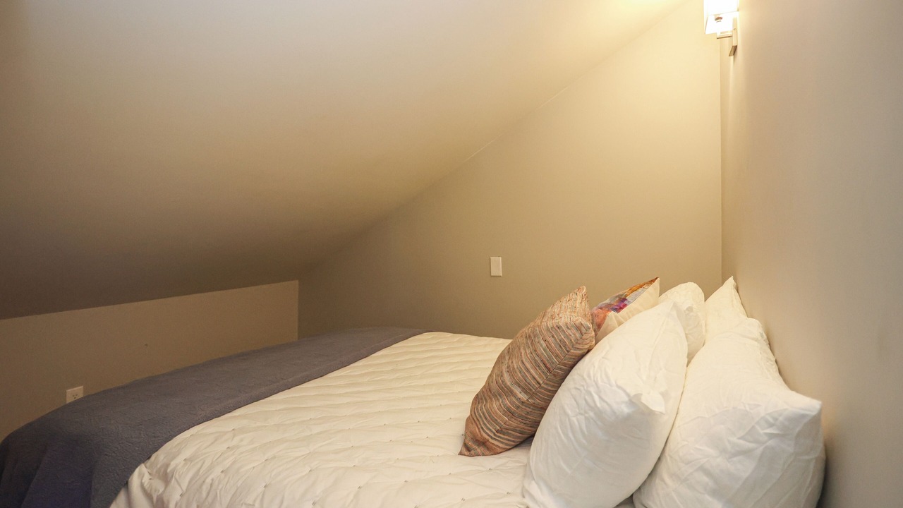 Photo of Others in Cherry Street