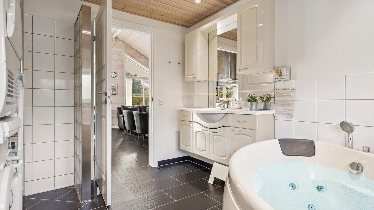 Photo of Bathroom in Fjellerup
