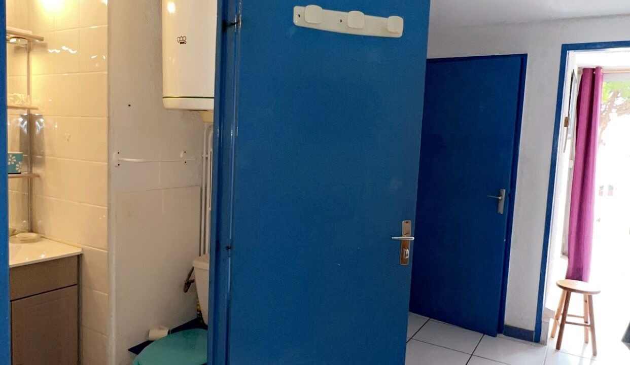 Photo of Bathroom in Peyriac-de-Mer