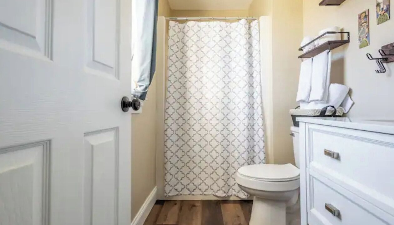 Photo of Bathroom in Annville