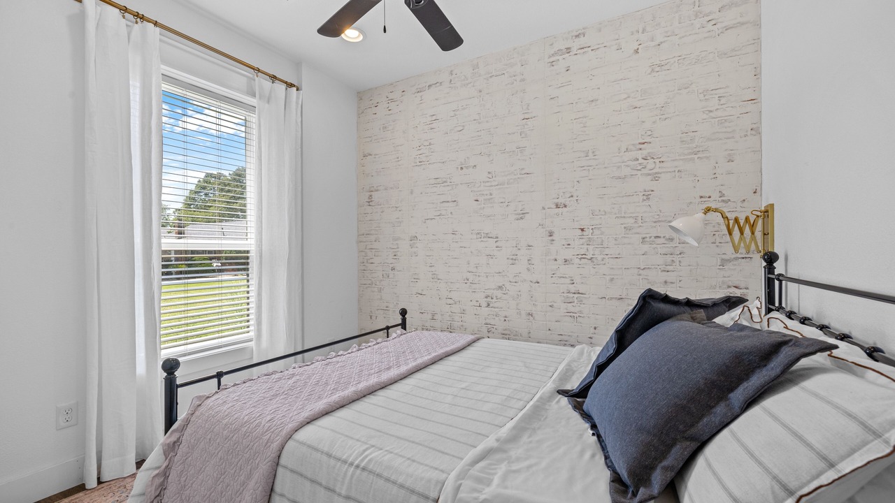 Photo of Bedroom in Rogers