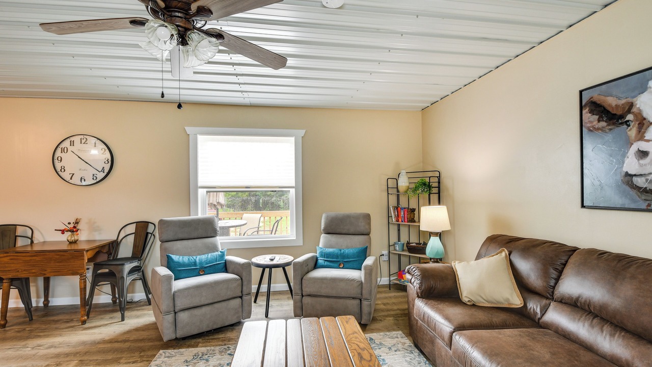 Photo of Livingroom in Bixby