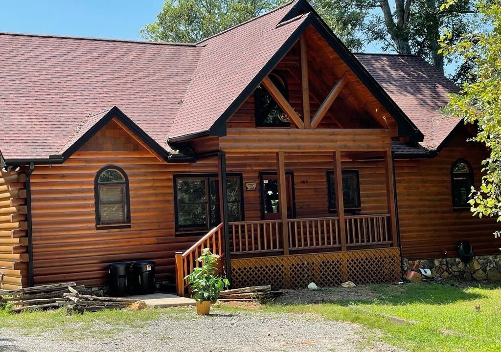 Photo of Outdoor in Morganton