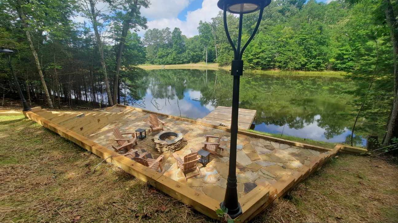 Photo of Outdoor in Morganton