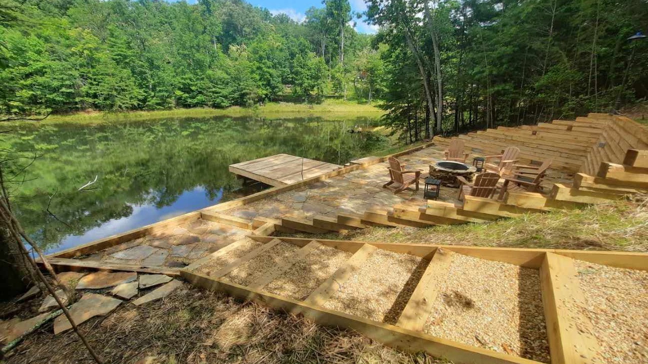 Photo of Outdoor in Morganton