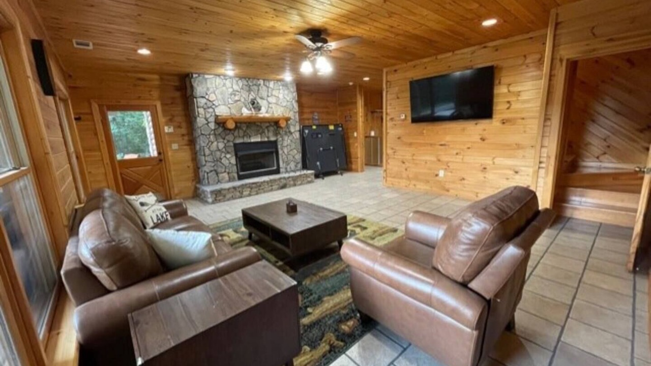 Photo of Livingroom in Morganton