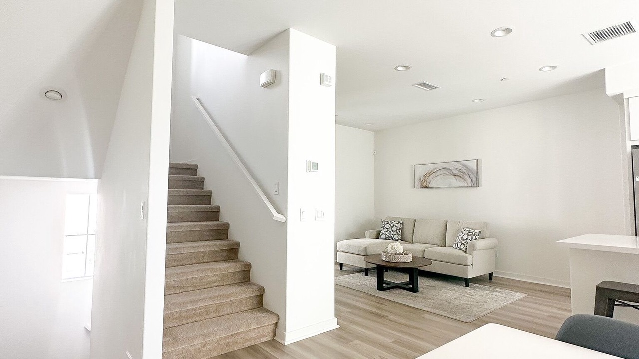 Photo of Livingroom in Anaheim Colony Historic District