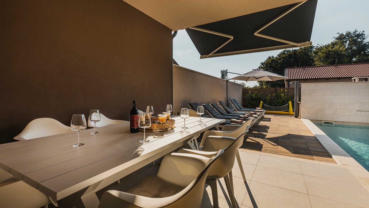 Photo of Outdoor in Mali Vareski