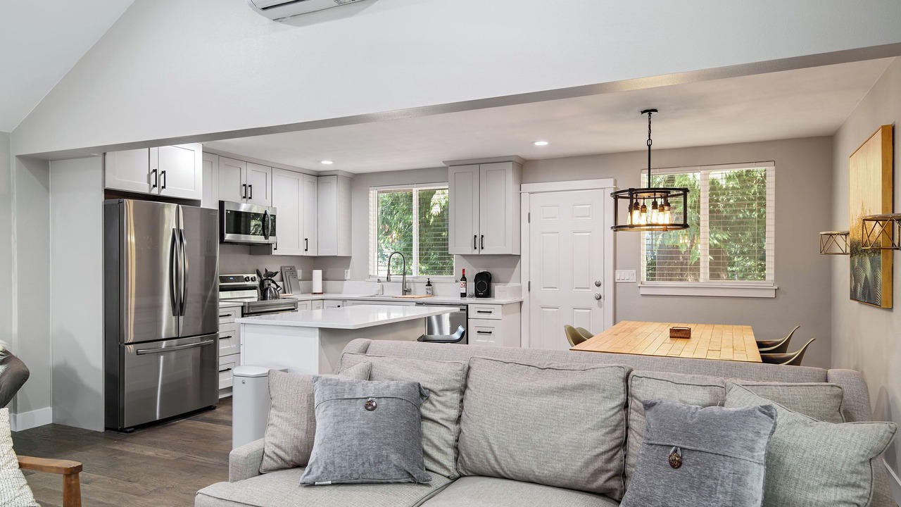 Photo of Livingroom in Rollingbay