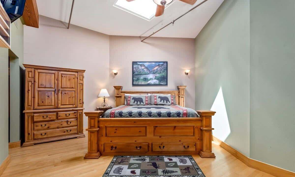 Photo of Bedroom in Estes Park
