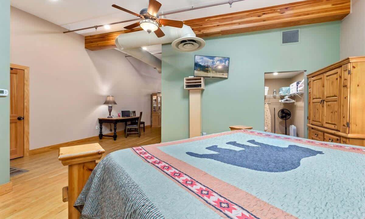 Photo of Bedroom in Estes Park