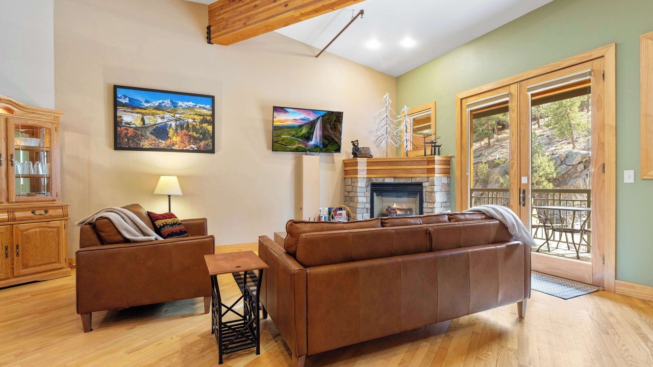 Photo of Livingroom in Estes Park