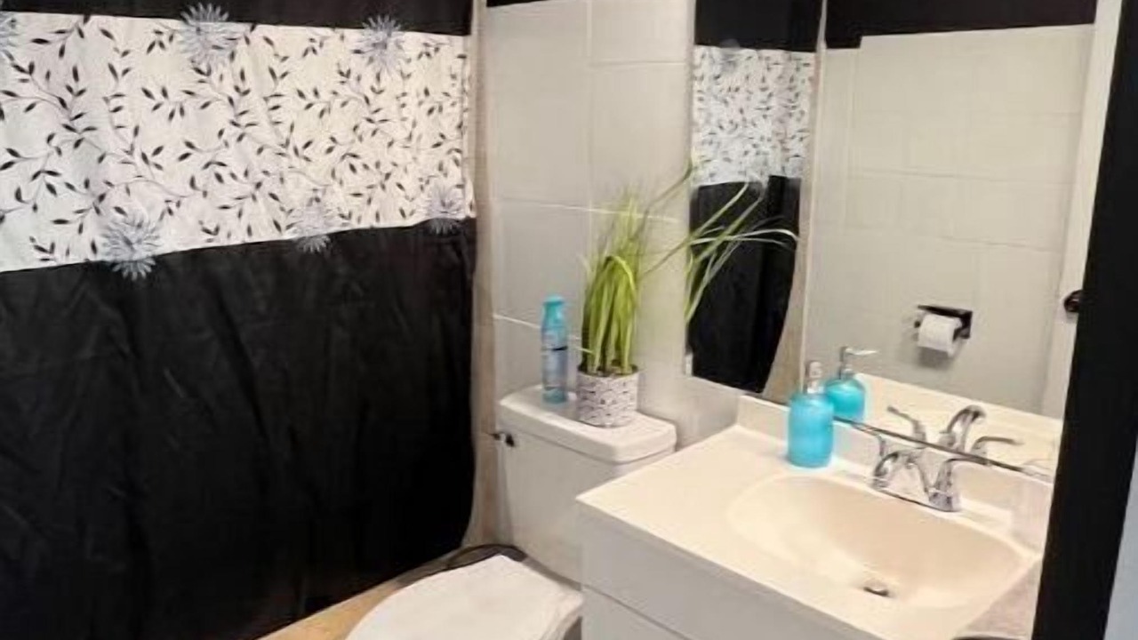 Photo of Bathroom in Florida Center