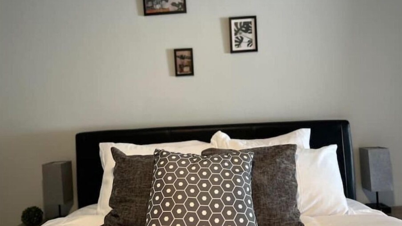 Photo of Bedroom in Florida Center