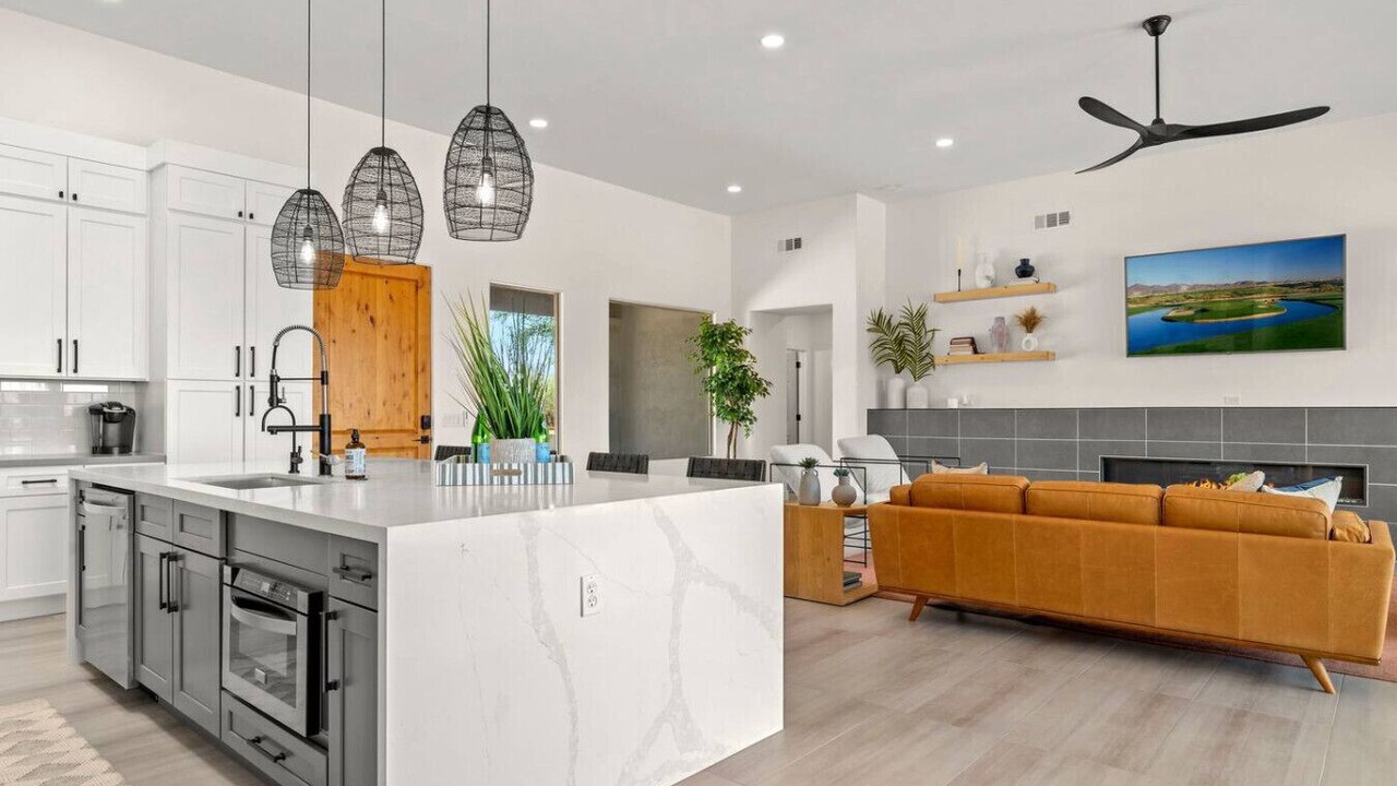Photo of Kitchen in Rio Verde Foothills