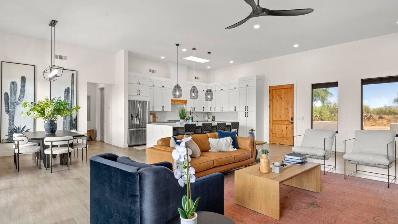 Photo of Livingroom in Rio Verde Foothills