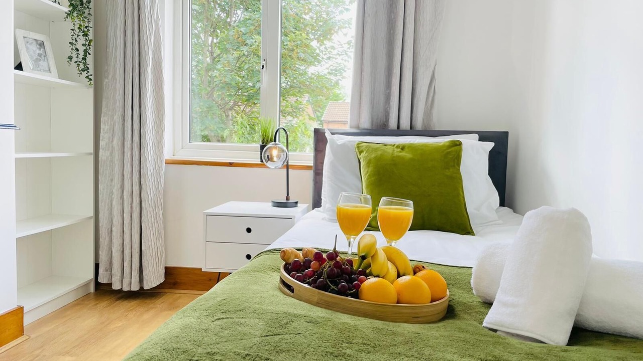 Photo of Others in Luton