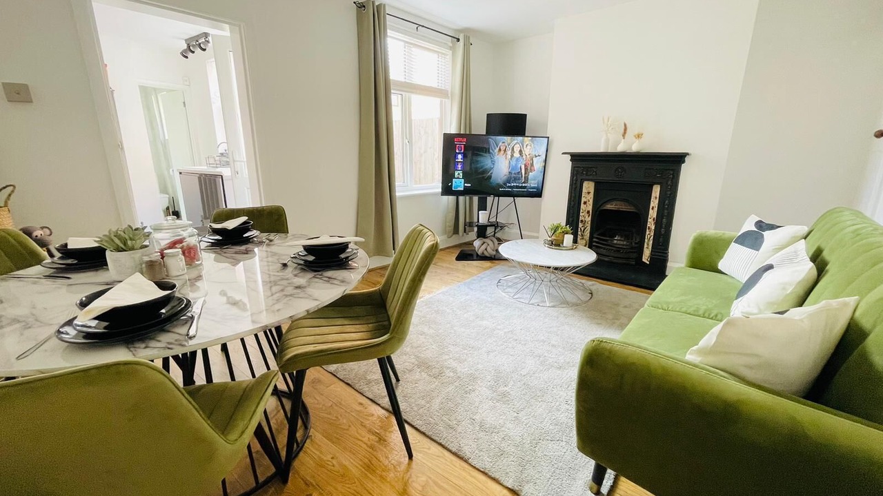 Photo of Others in Luton