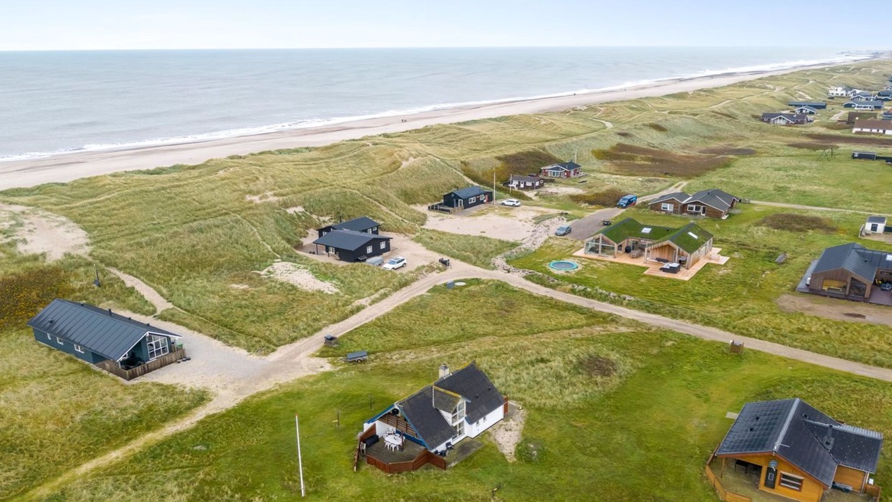 Photo of Others in Vrist Strand
