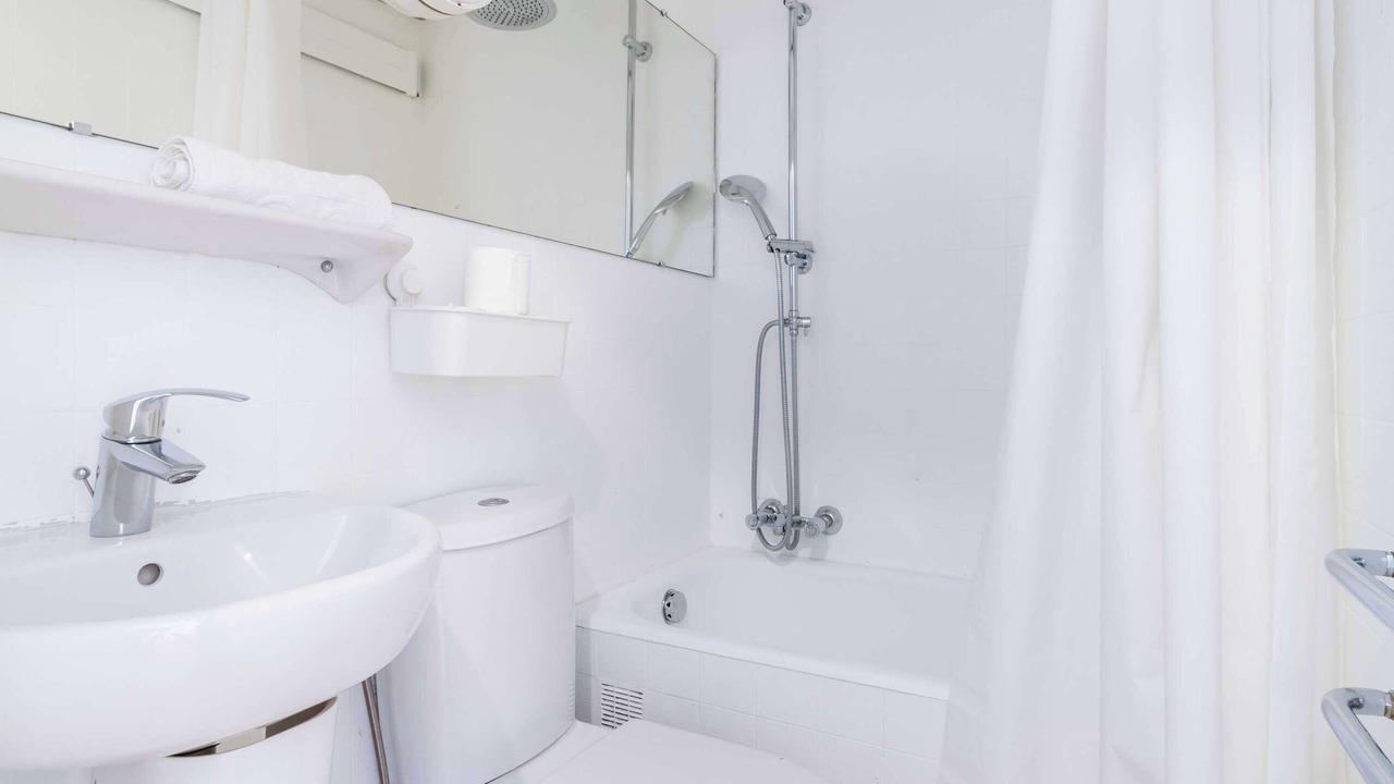 Photo of Bathroom in Quartier de Javel