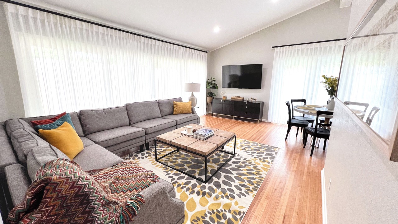 Photo of Livingroom in Robindell