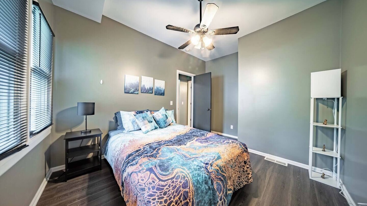 Photo of Bedroom in Little Italy