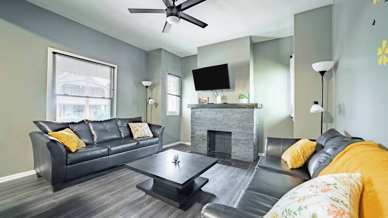 Photo of Bedroom in Little Italy