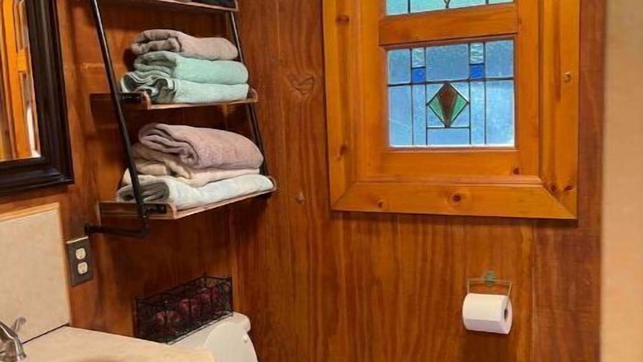 Photo of Bathroom in Oakland
