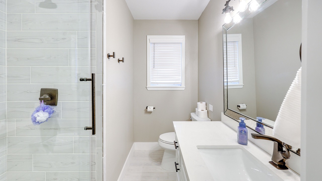 Photo of Bathroom in Hodgen