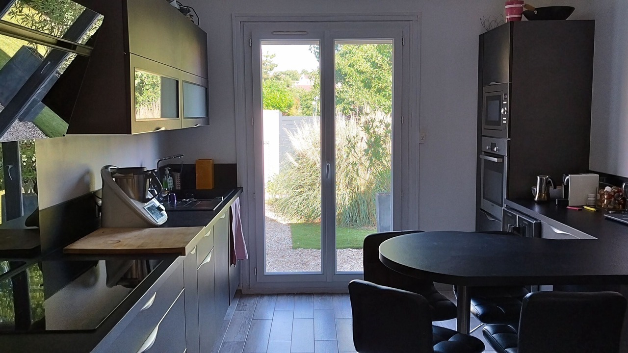 Photo of Kitchen in Saintry-sur-Seine