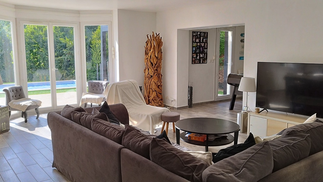 Photo of Livingroom in Saintry-sur-Seine