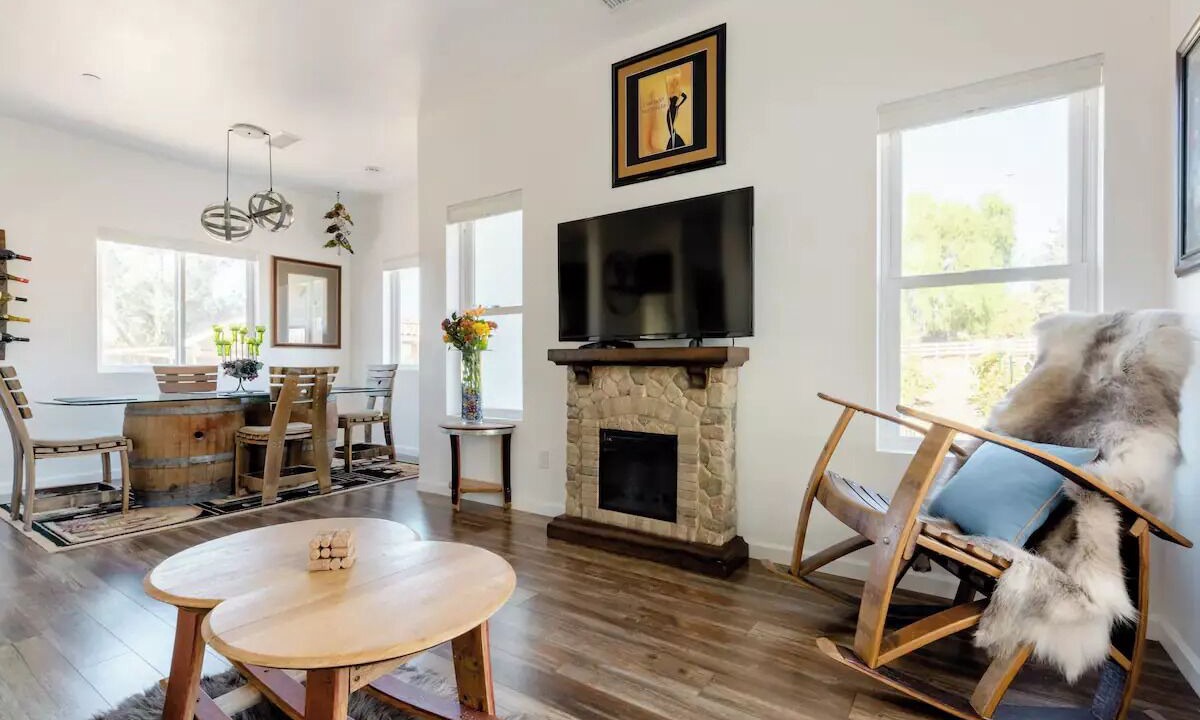 Photo of Livingroom in Temecula