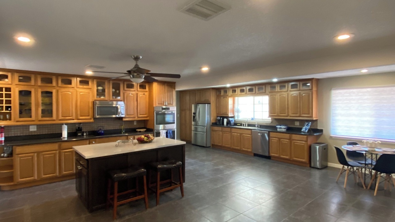 Photo of Kitchen in Thunderbird