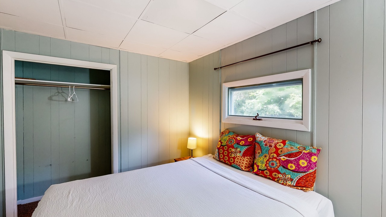 Photo of Bedroom in North Creek