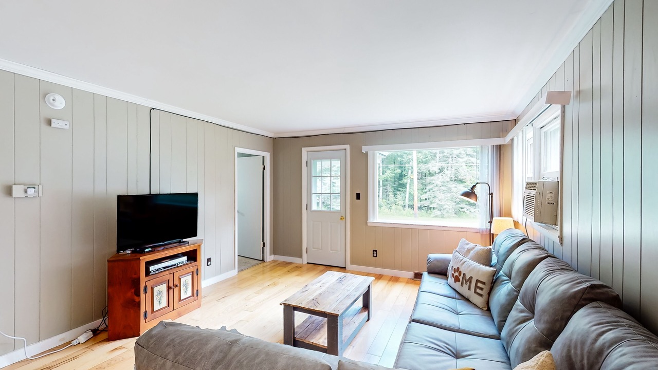 Photo of Livingroom in North Creek