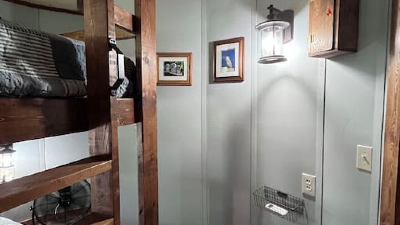 Photo of Bedroom in Elmdale