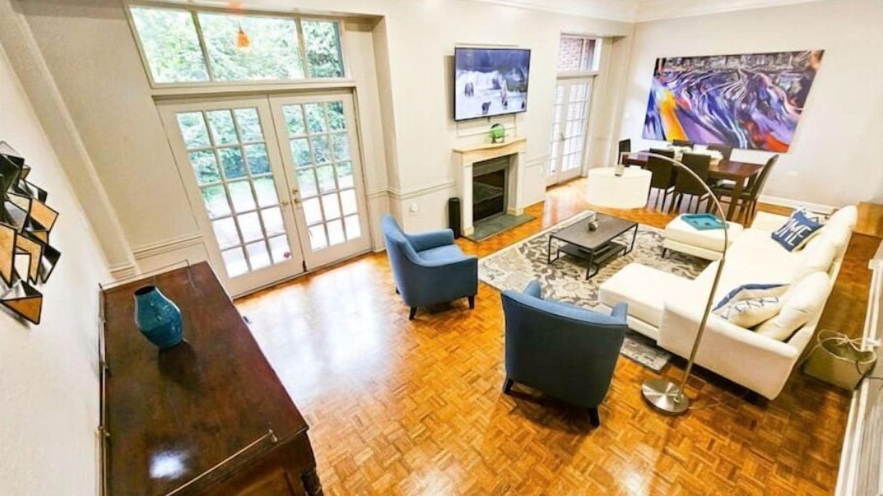 Photo of Livingroom in Myers Park