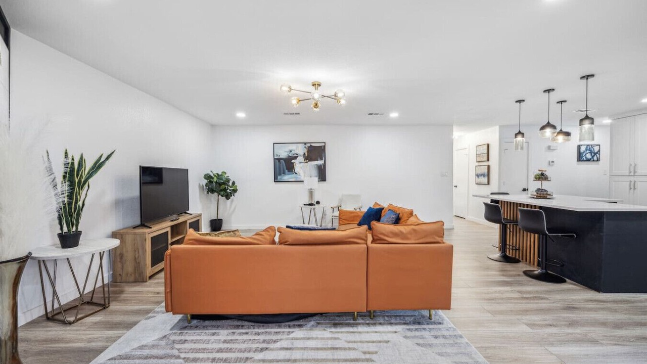 Photo of Livingroom in Bedford