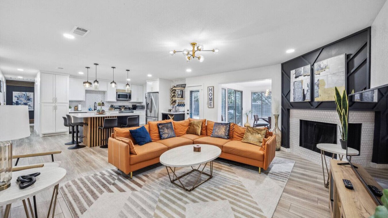 Photo of Livingroom in Bedford