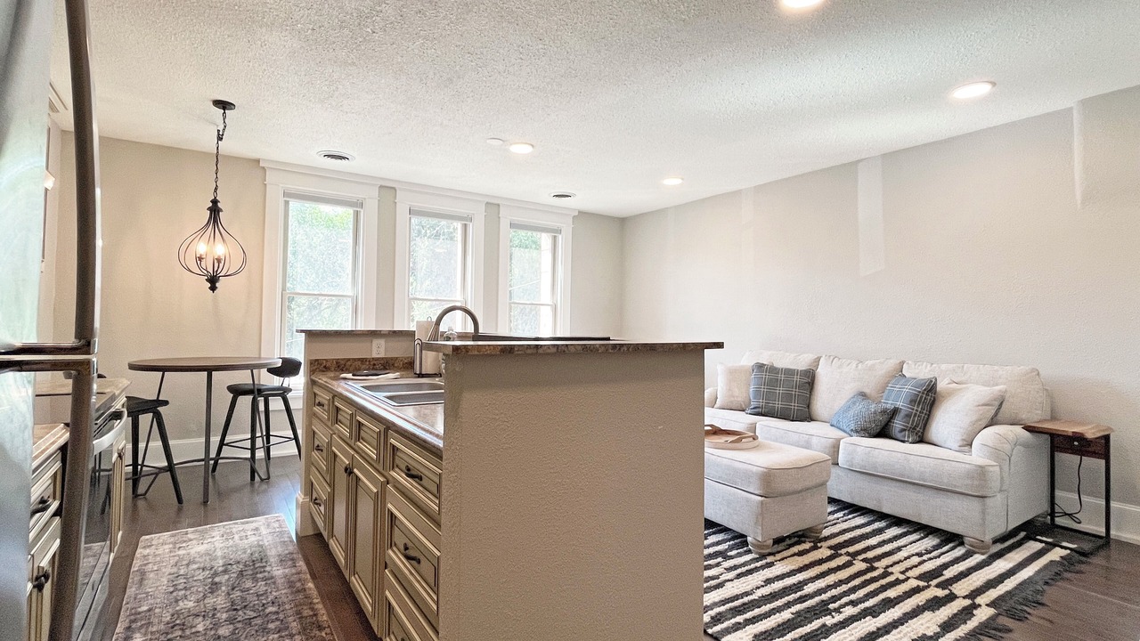 Photo of Livingroom in Hot Springs