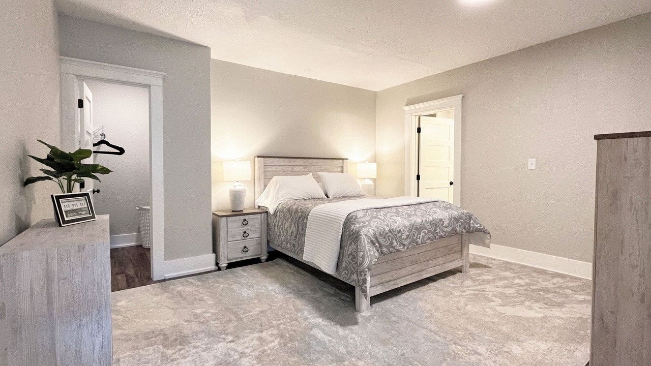 Photo of Bedroom in Hot Springs