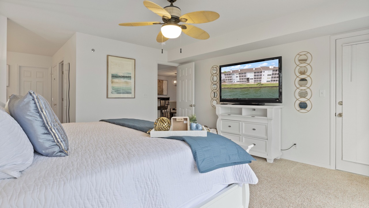 Photo of Bedroom in Village of Four Seasons