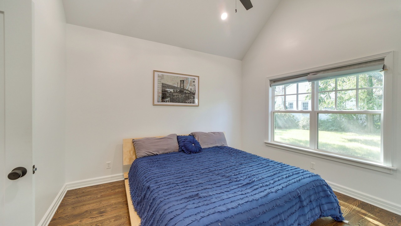 Photo of Bathroom in Cherry Street
