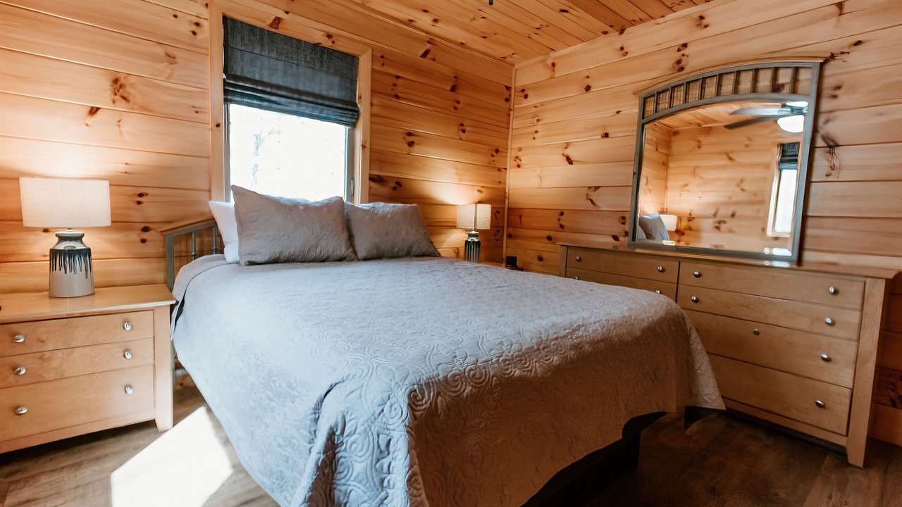 Photo of Bedroom in Evart