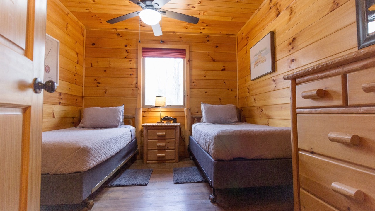 Photo of Bedroom in Evart