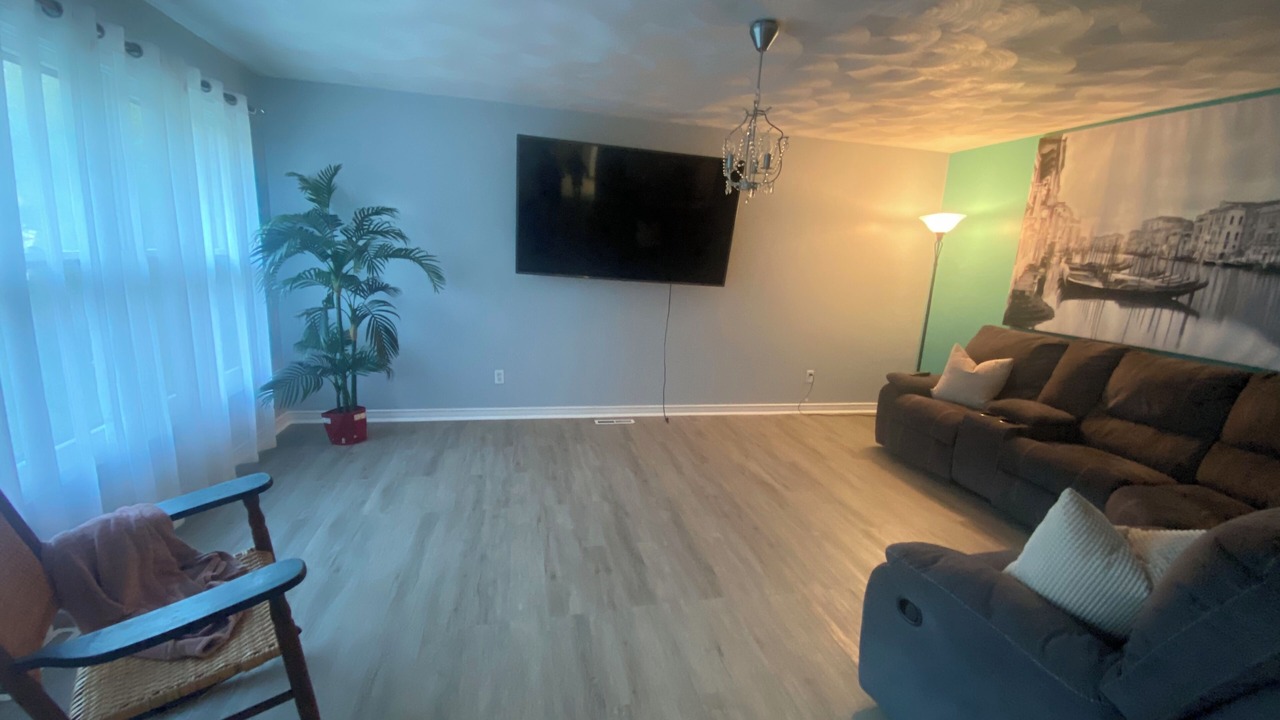 Photo of Livingroom in Okemos