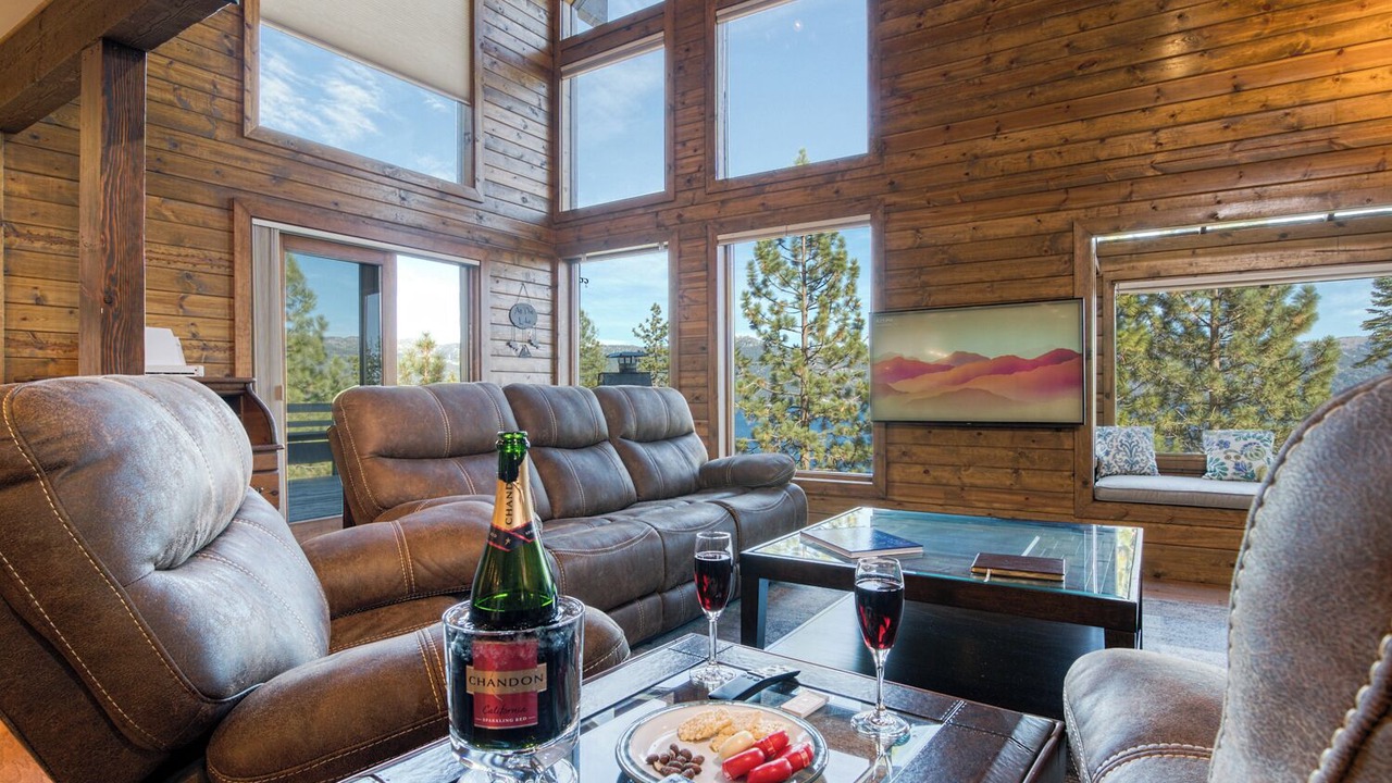 Photo of Livingroom in Crystal Bay