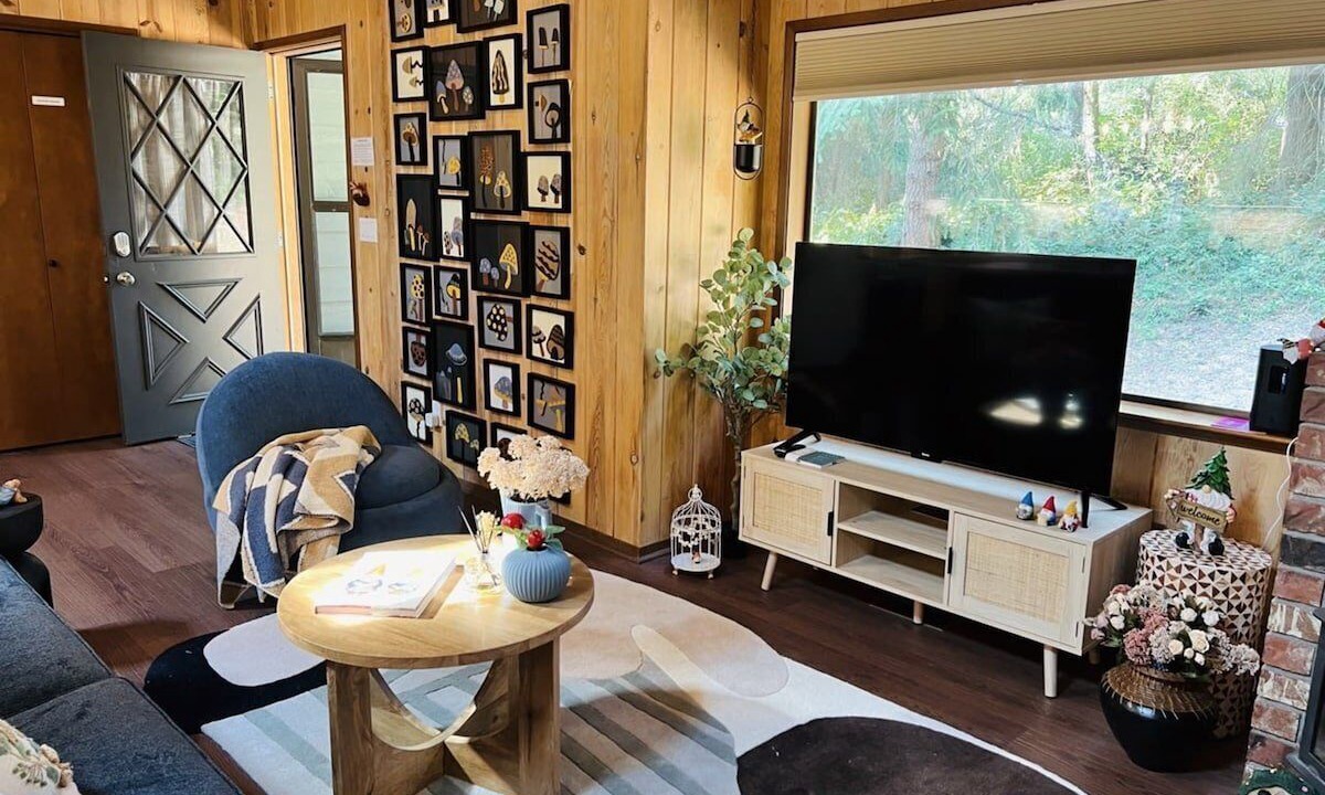 Photo of Livingroom in Coupeville