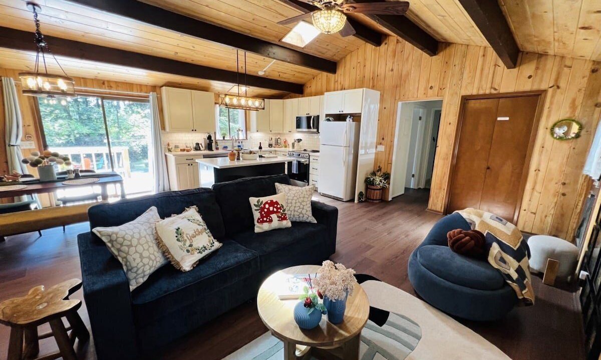 Photo of Livingroom in Coupeville